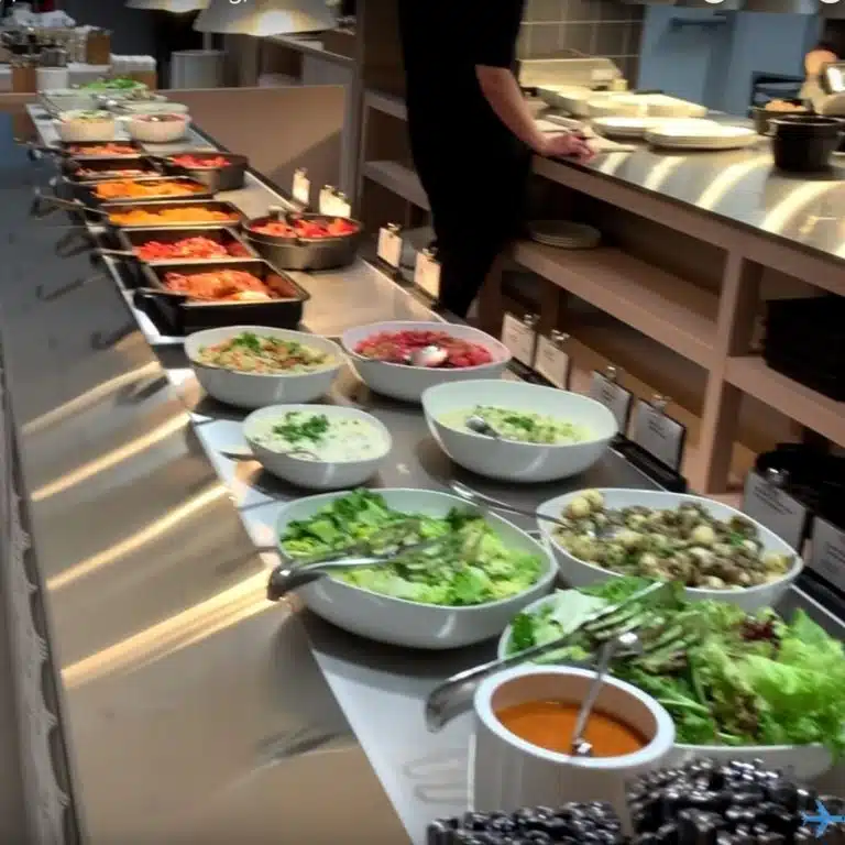 NEW Finnair Business Class Lounge Platinum Wing at Helsinki Vantaa
