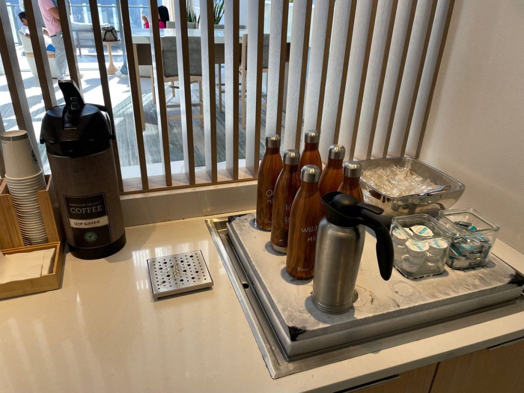 Element Miami Brickell Review 2023 - 1 Bedroom Suite Room (breafkast)