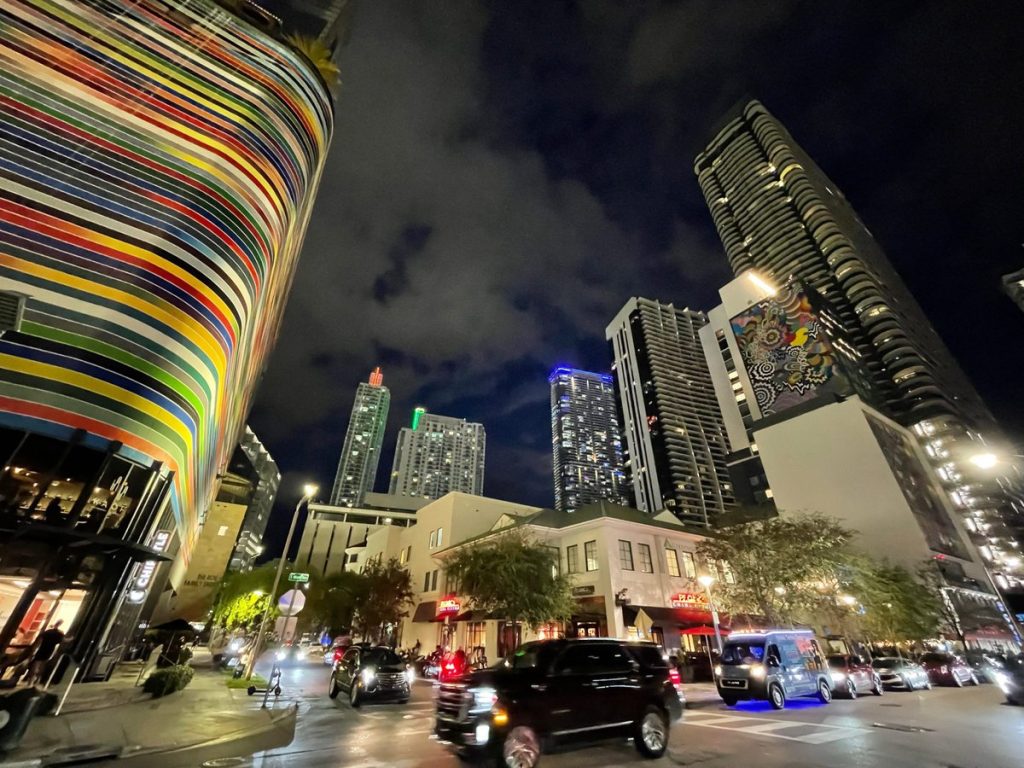 Element Miami Brickell Review 2023 - 1 Bedroom Suite Room (location)