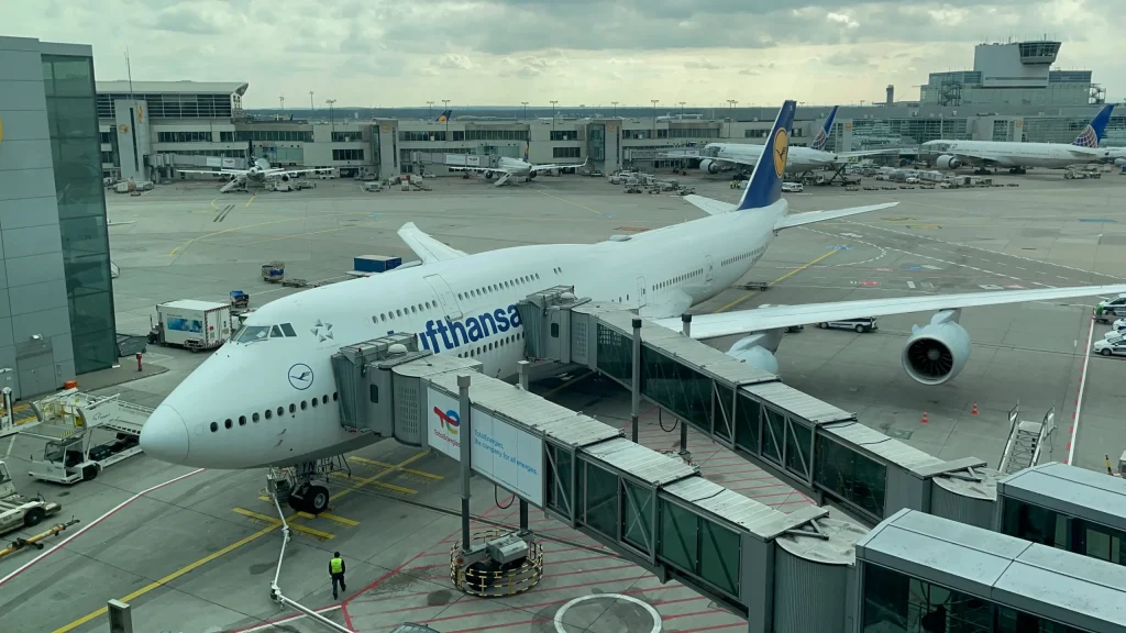 Lufthansa Buenos Aires To Frankfurt Business Class Review (2023) LH511