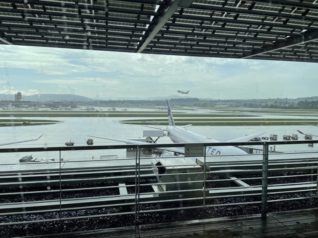 Swiss International Lounge at Zurich Airport (2023) - 1