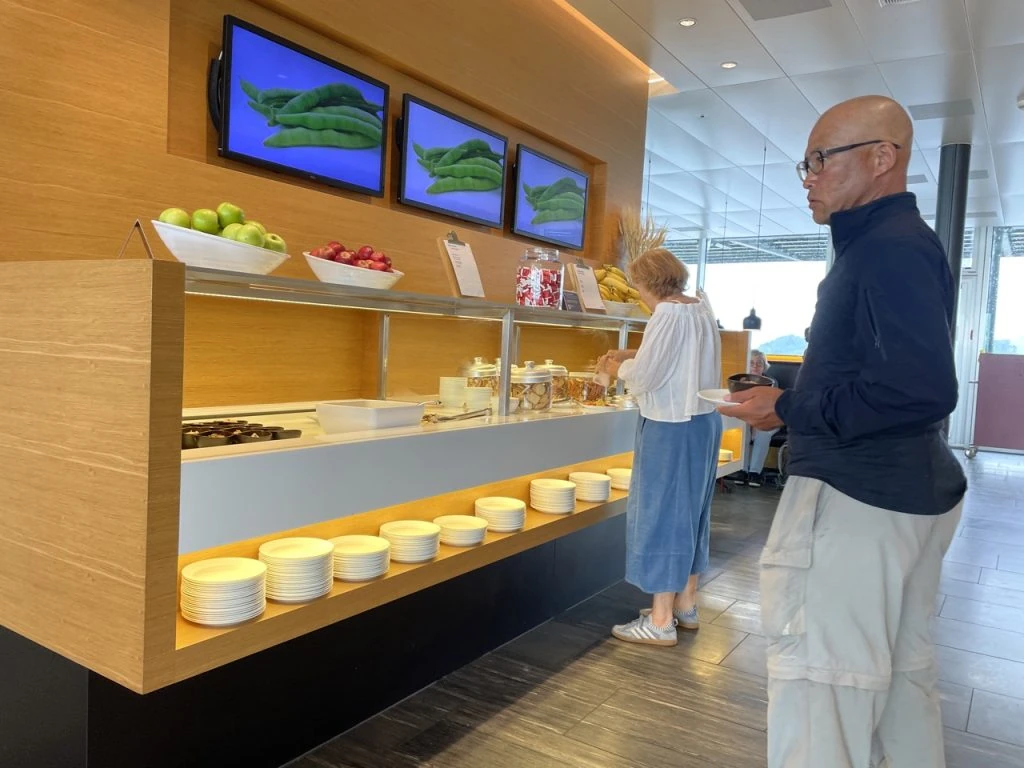 Swiss International Lounge at Zurich Airport (2023) - Food area 3