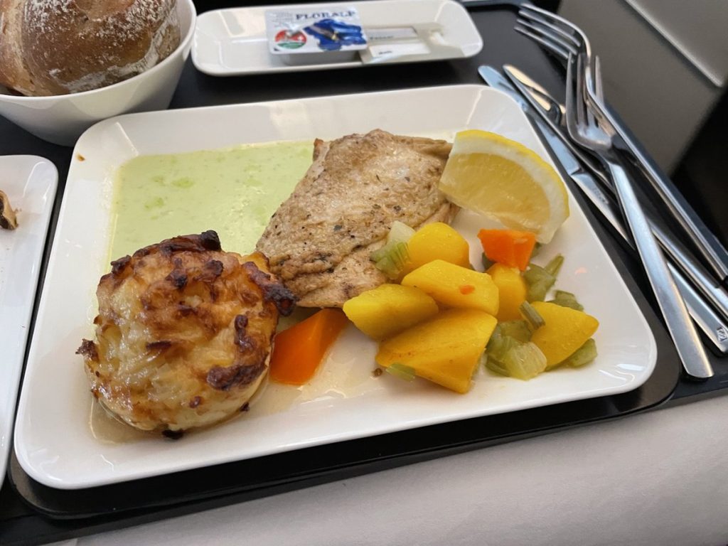 Swiss Business Class in 2023: Meal Service