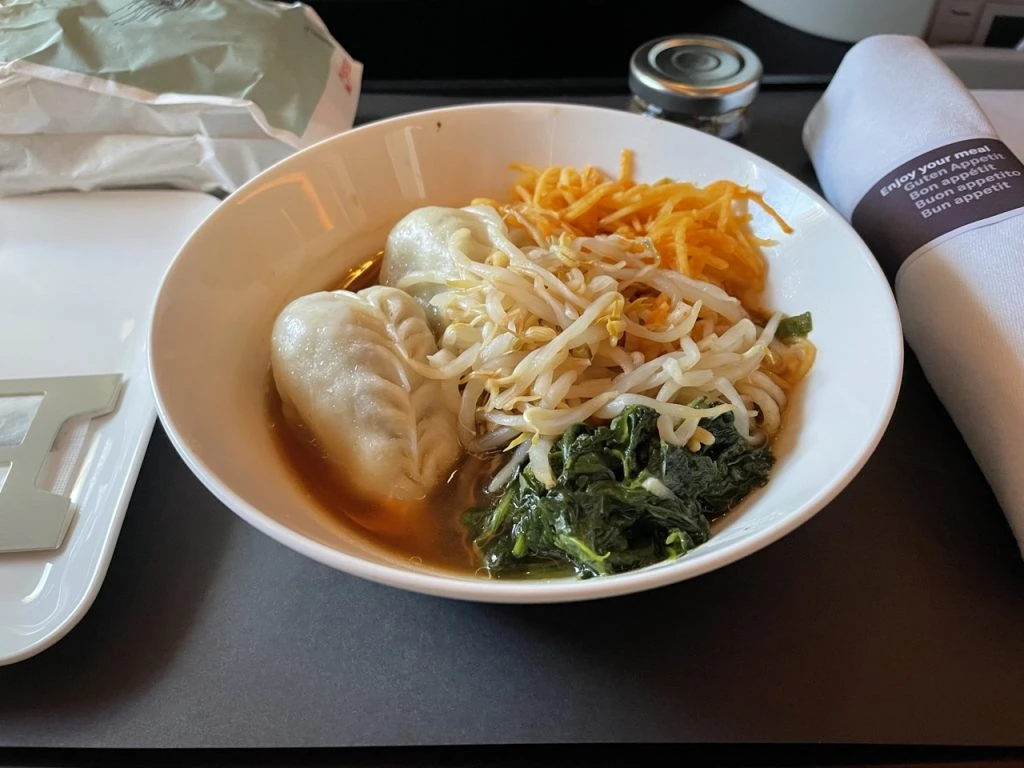 Swiss Business Class in 2023: Pre-arrival meal