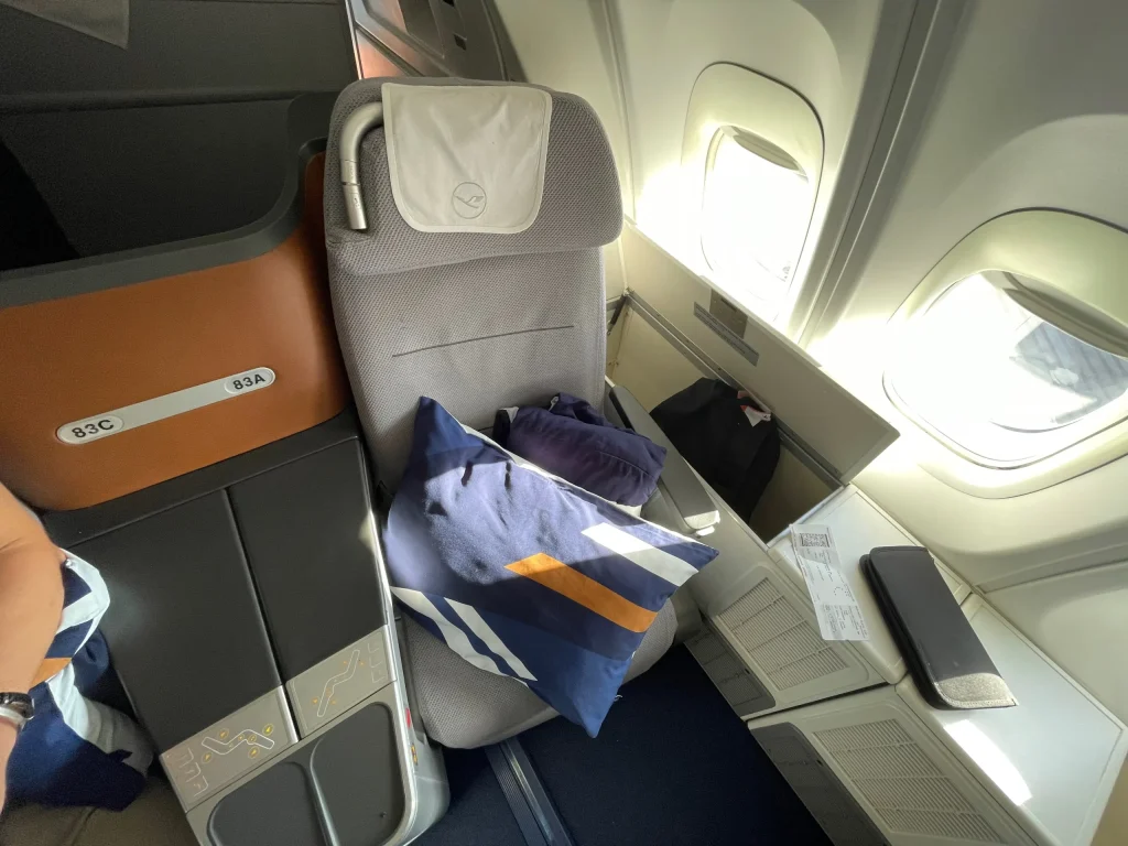 Lufthansa Buenos Aires To Frankfurt Business Class Review (2023) LH511