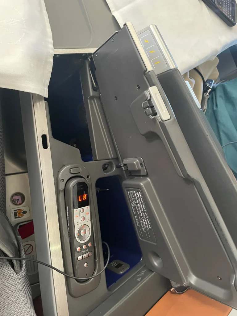 Lufthansa Buenos Aires To Frankfurt Business Class Review (2023) LH511