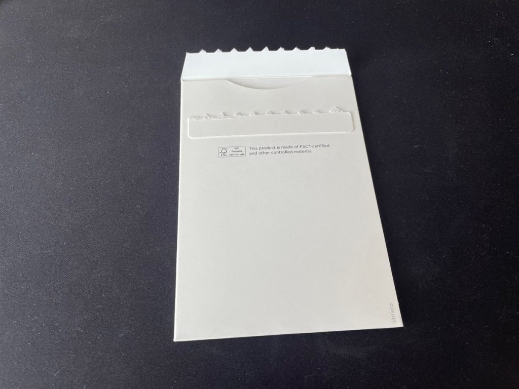 Wise Eco Card Unboxing - Packaging