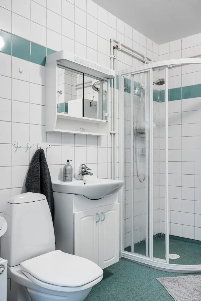Large Family Home in Uppsala with Built-in Studio and Conference room (10)