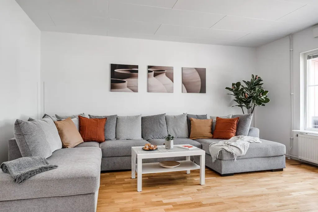 Large Family Home in Uppsala with Built-in Studio and Conference room (6)