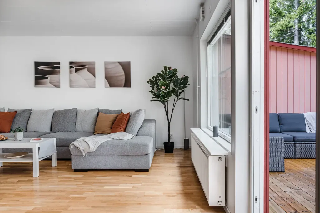 Large Family Home in Uppsala with Built-in Studio and Conference room (8)