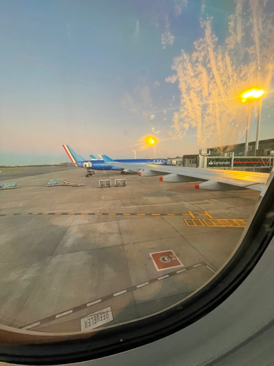Aerolineas Argentinas A330-200 Economy Class (10)