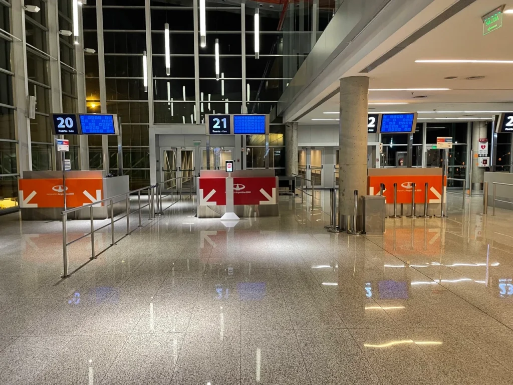 Ezeiza Termian C, Gate 21