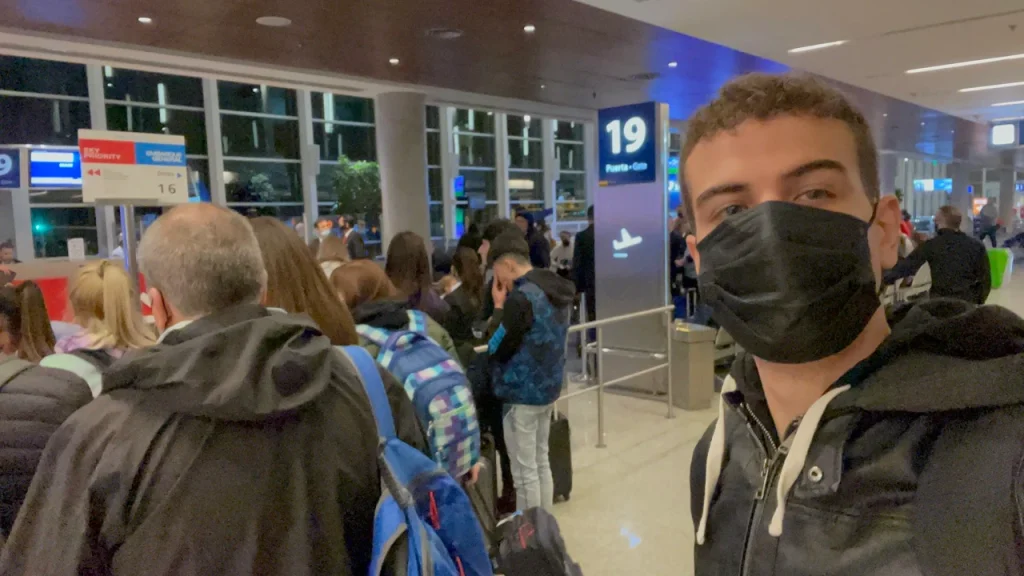 Boarding Aerolineas Argentinas A330-200 Economy Class (Buenos Aires to Miami)