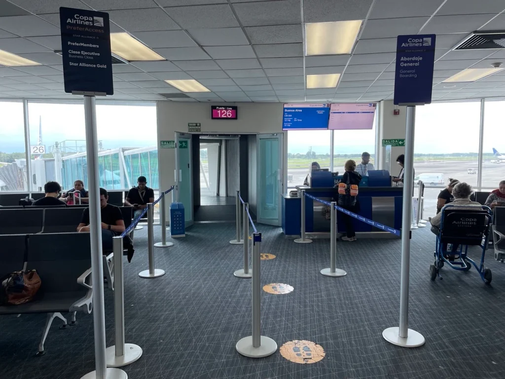 Copa 737-800 Business Class in 2023: Boarding