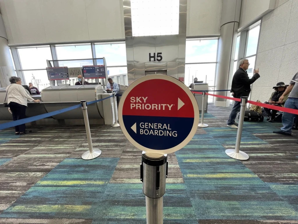 Delta Miami to Boston: SkyPriority (DL484)