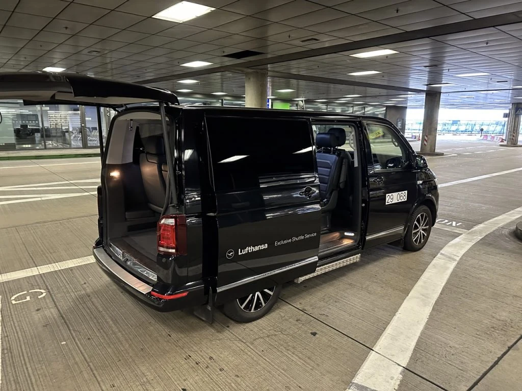 Lufthansa First Class shuttle service
