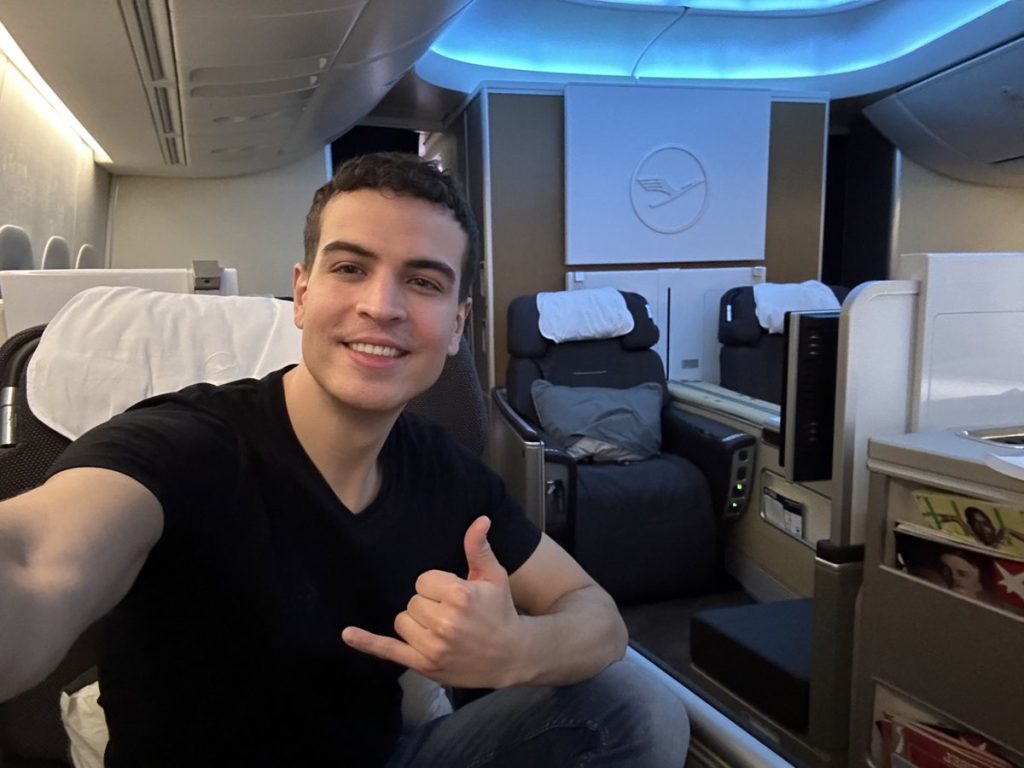 Lufthansa 747-8 First Class in 2023 - Cabin 23