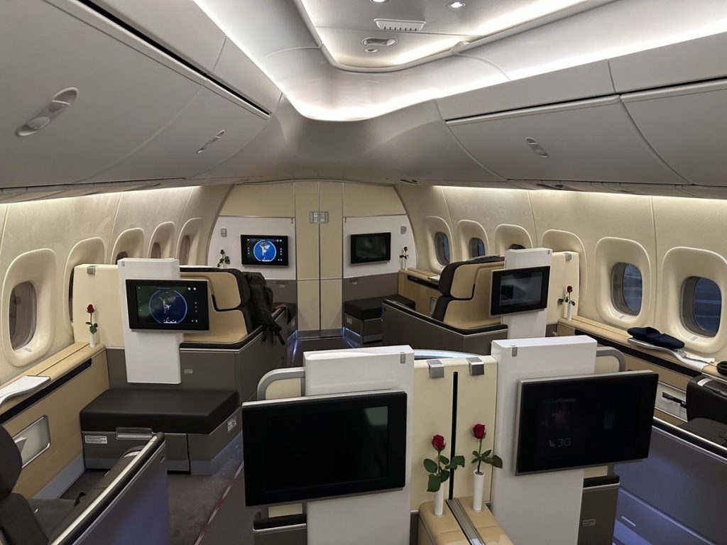 Lufthansa 747-8 First Class in 2023 - Cabin 26