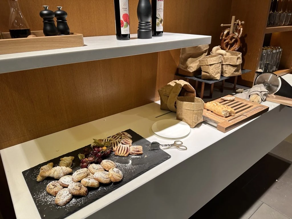 Lufthansa First Class Terminal 12