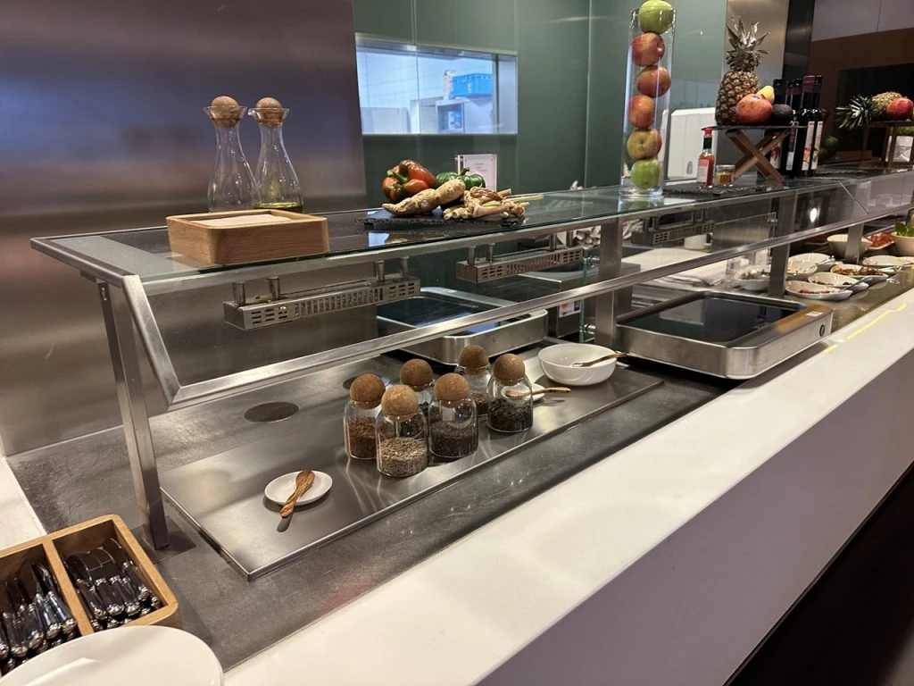 Lufthansa First Class Terminal 24