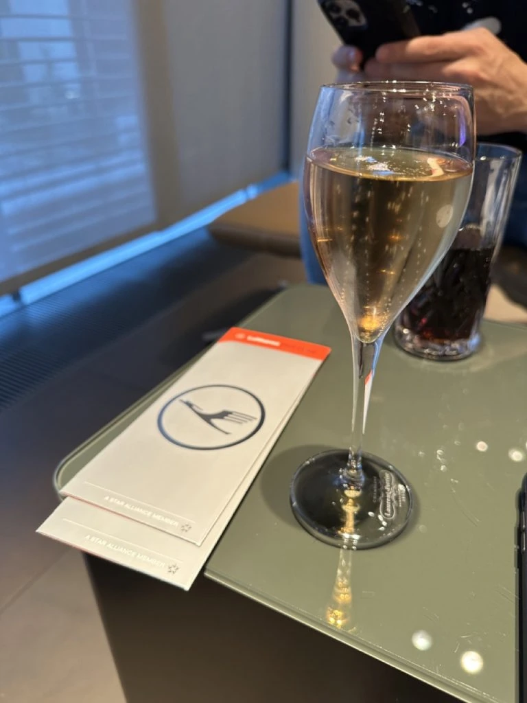Lufthansa First Class Terminal 47