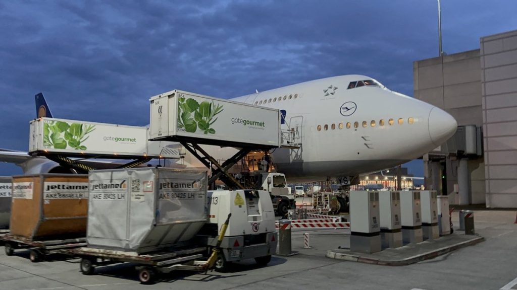 Boeing 747-8 Lufthansa First Class
