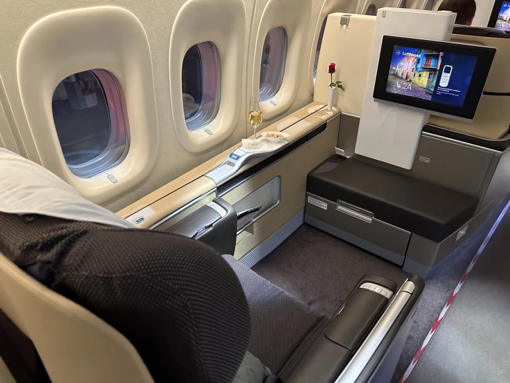 Lufthansa 747-8 First Class Cabin in 2023