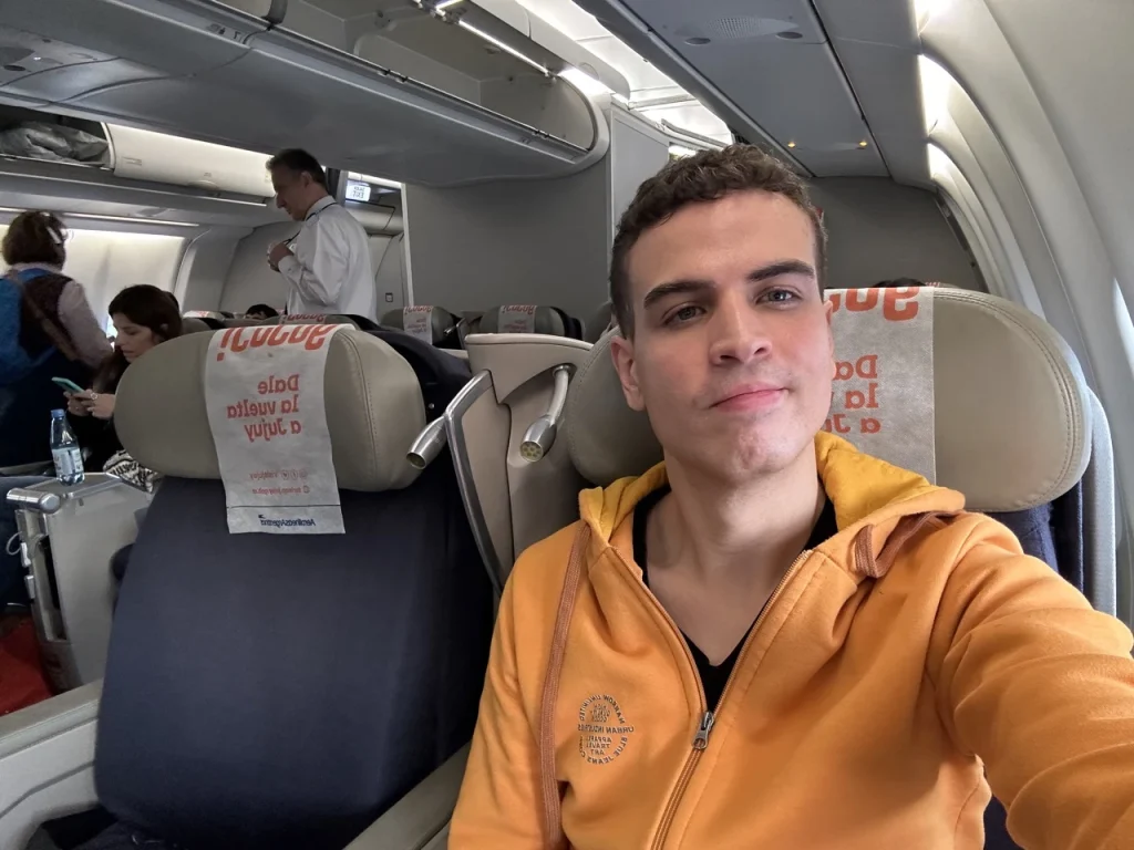 Aerolineas Argentinas A330-200 Business Class Cabin (2023)
