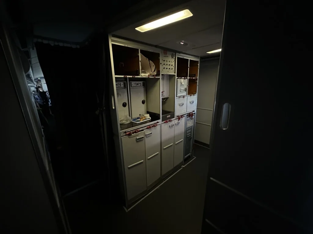 Aerolineas Argentinas A330-200 Galley