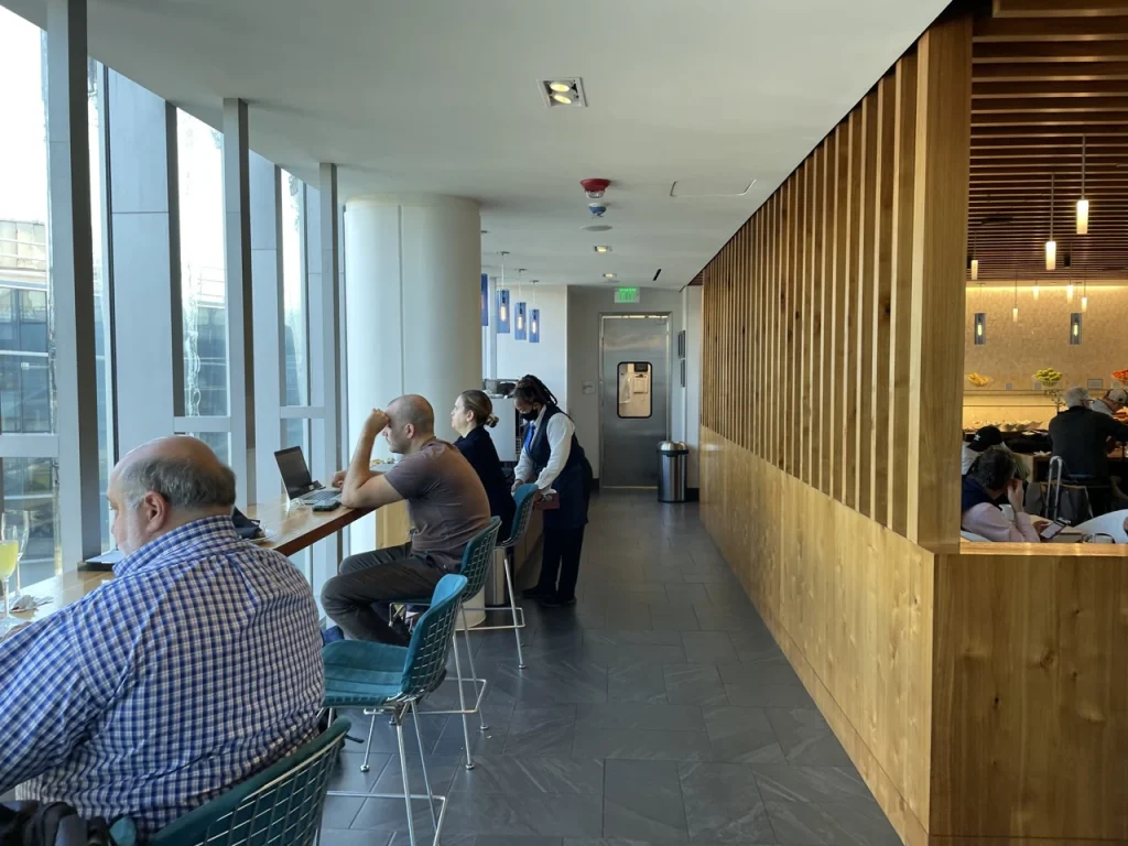 American Express Centurion Lounge Philadelphia (2023) - Hallway