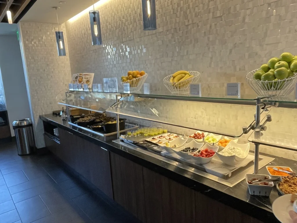 American Express Centurion Lounge Philadelphia (2023) - Buffet
