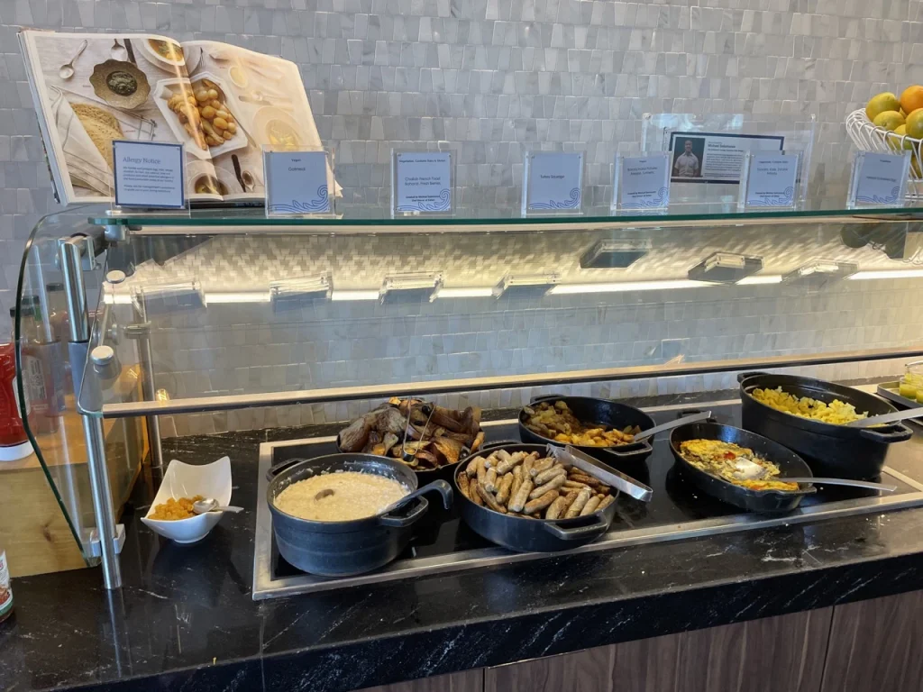 American Express Centurion Lounge Philadelphia (2023) - Buffet
