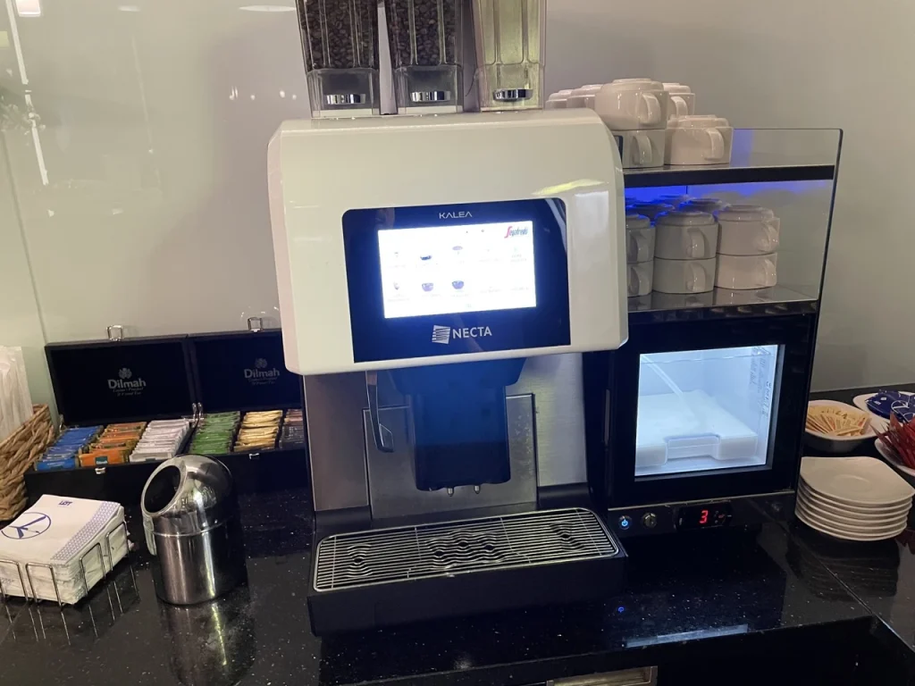LOT Business Class Lounge WAW Polonez