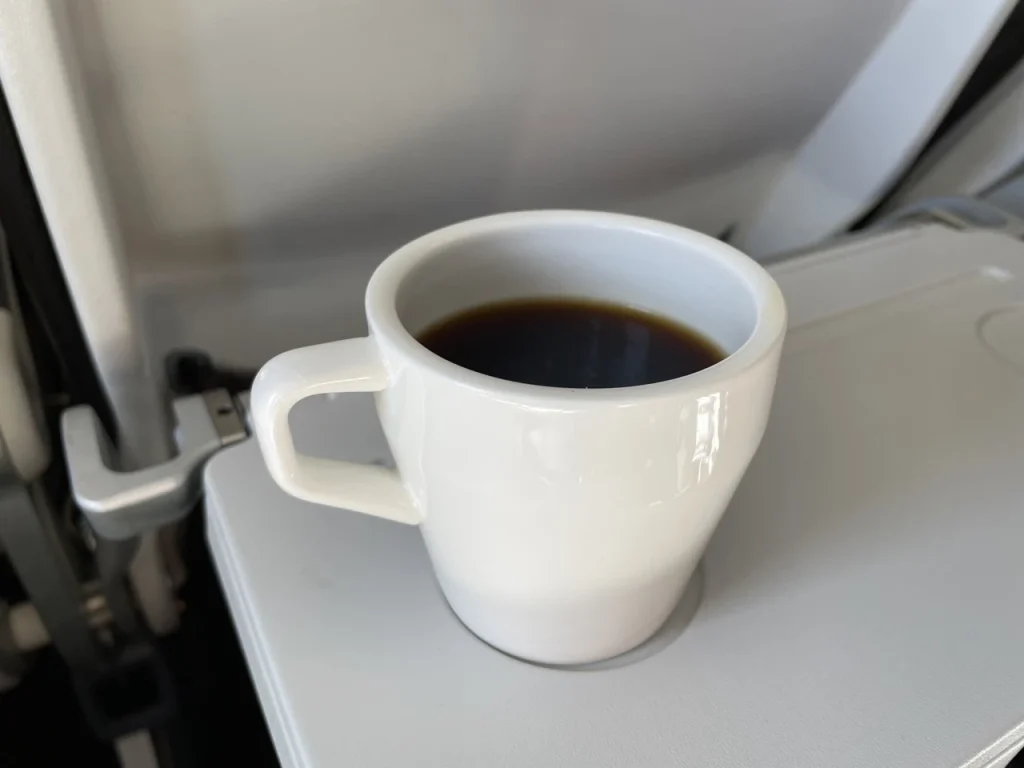 Swiss A320neo Business Class Breakfast Service