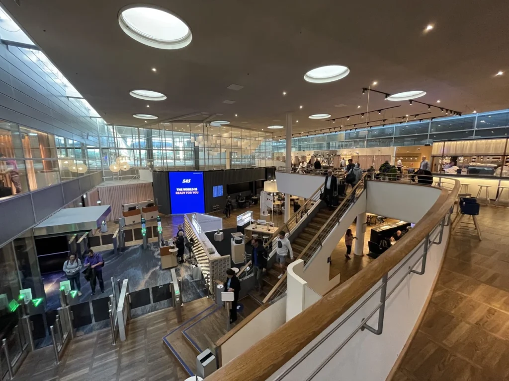 SAS Gold Lounge at Copenhagen Kastrup (2023)