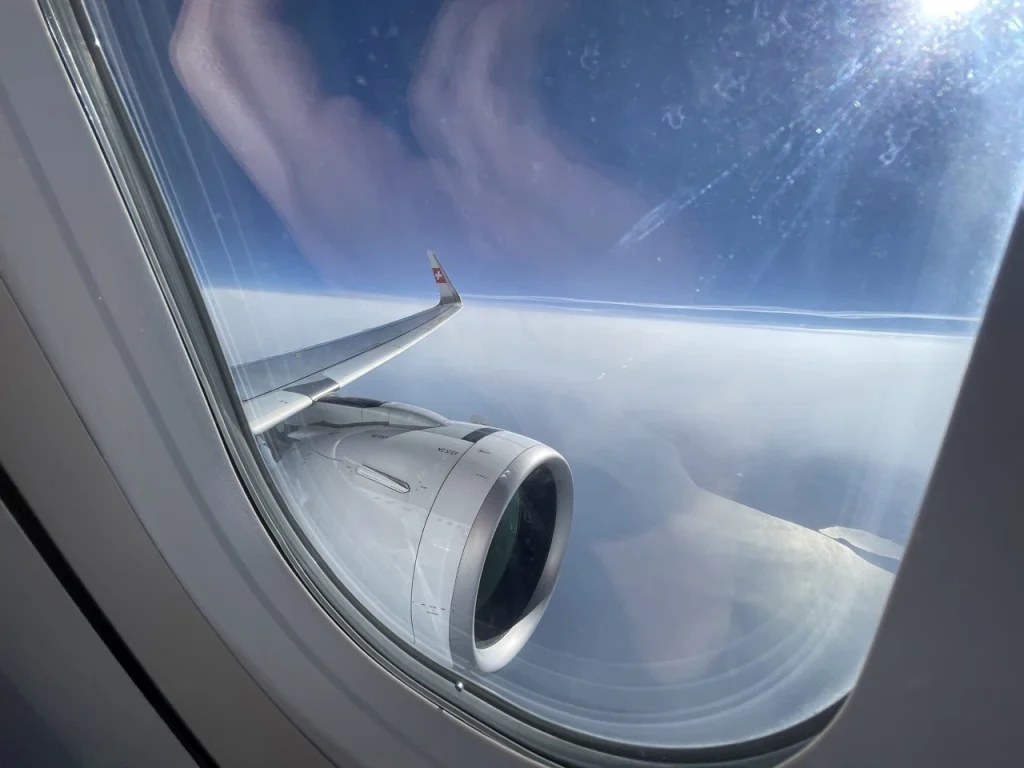 Swiss A320neo Business Class Landing