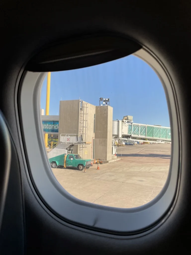 Aerolíneas Argentinas E190 Club Economy Cabin (Premium Economy) - 2023