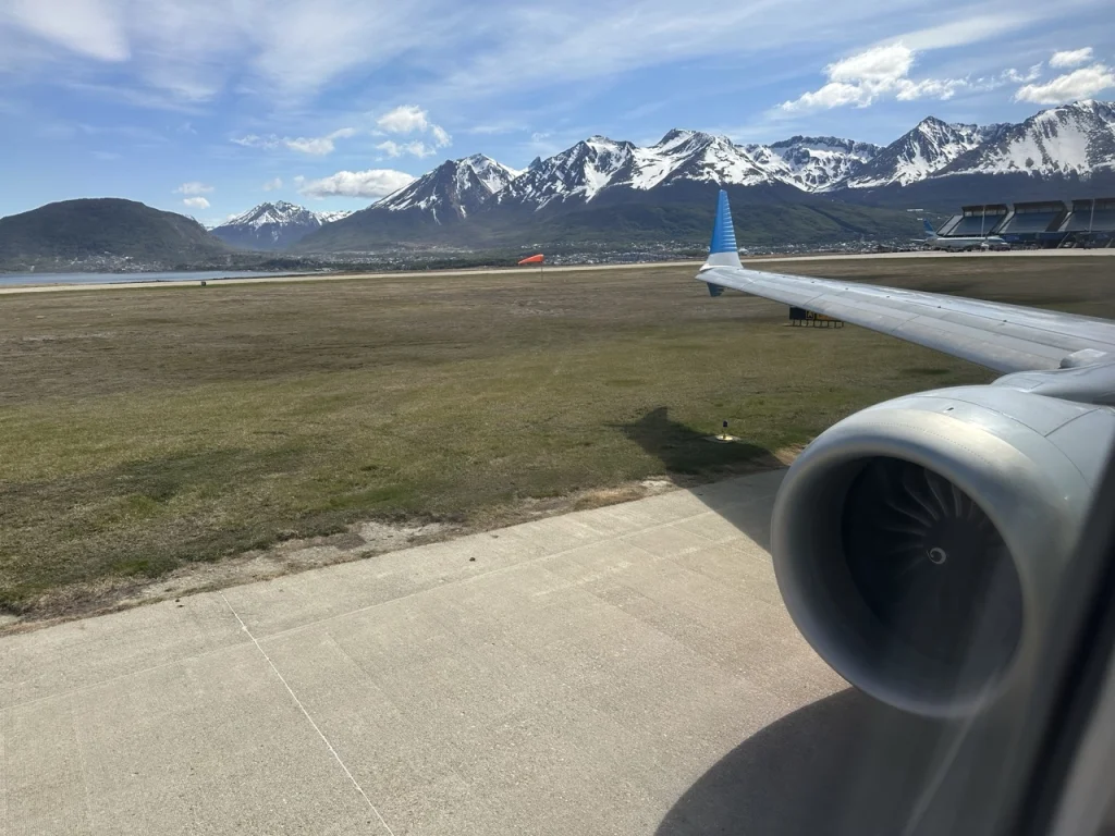 Aerolineas Argentinas 737 MAX 8 Ushuaia